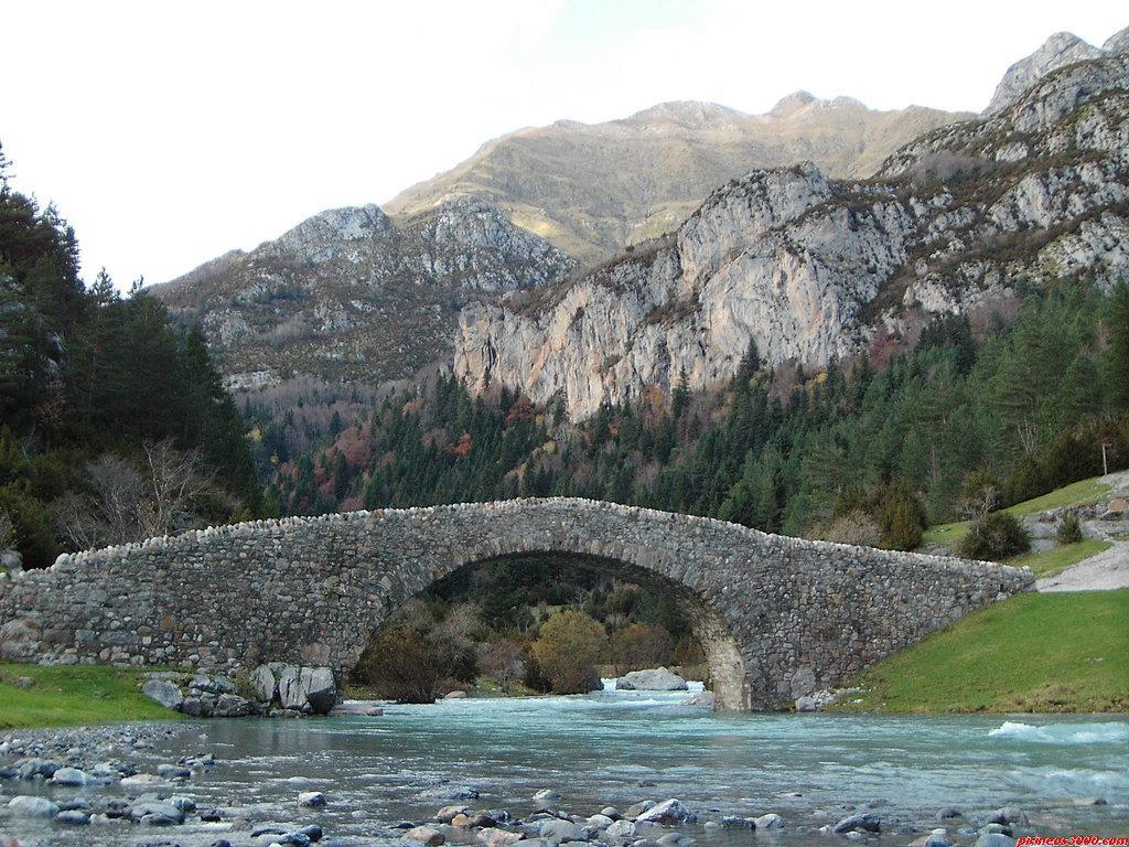 Pinarillos Sarvisé Exteriér fotografie